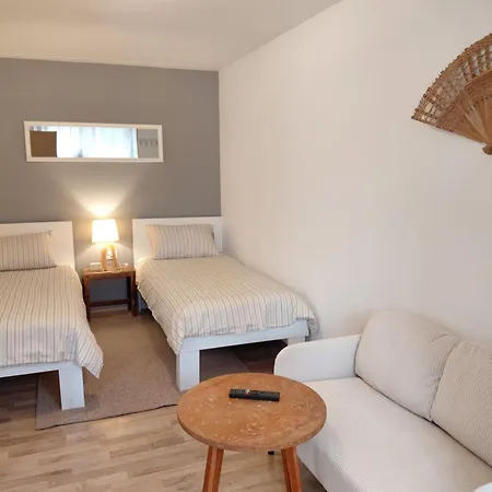 Apartmán Luce With Shared Pool Sami-basement Zadar