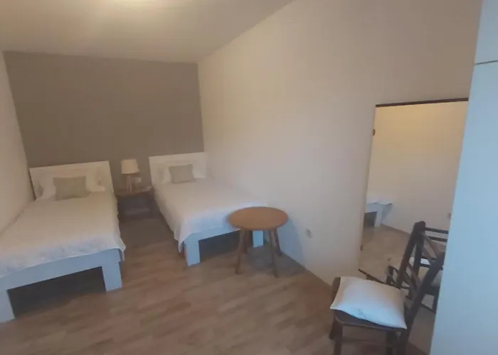 Appartement Luce With Shared Pool Zadar